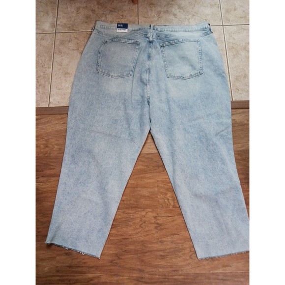 NWT Women's Old Navy Xtra Hi Rise Sky-Hi Straight Jeans Size 28 Plus But Fly Lt - Picture 4 of 5